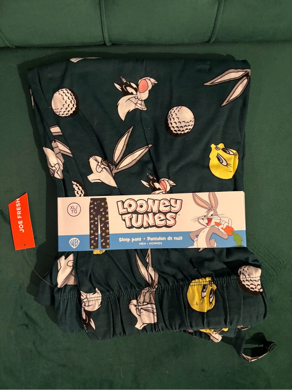 BNWT by Joe Fresh Looney Tunes Men’s Green Golf Character Pajama Pants